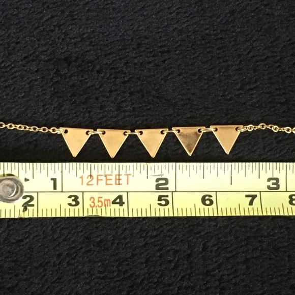 Vintage Mini Gold Tone Triangles Necklace - Picture 8 of 8